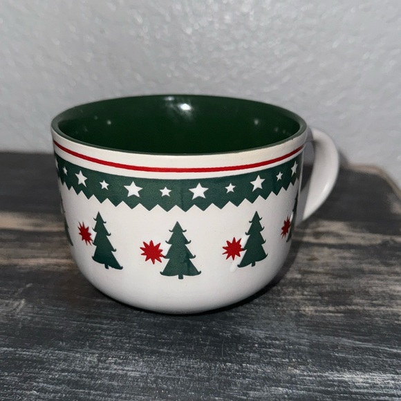 Sleigh Bells Other - D-6 Sleigh Bells Bistro large soup/coffee mugs with Christmas tree design